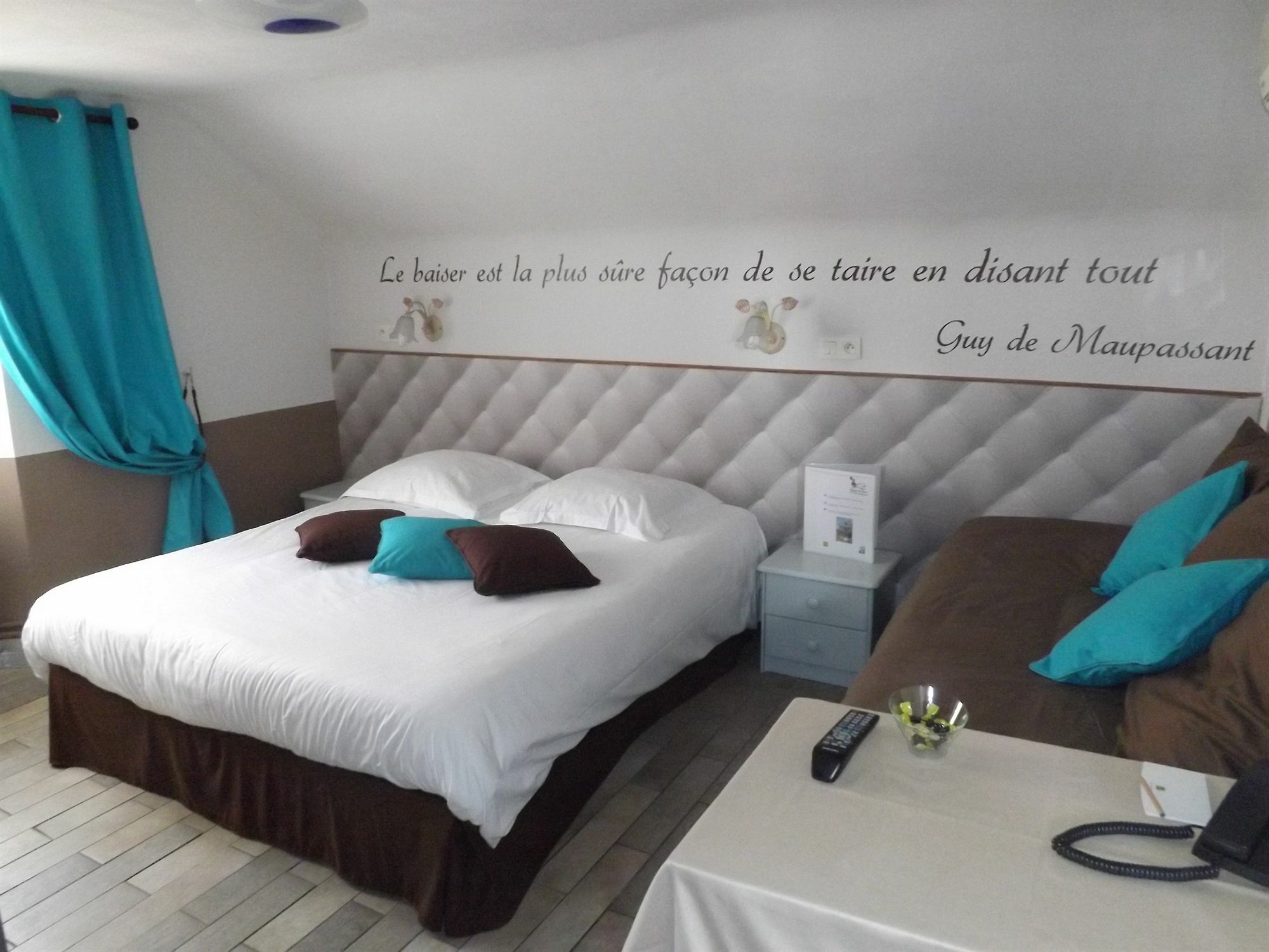 Hotel Chalet De L'Isere Канни Екстер'єр фото